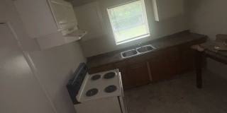 Nice 4 Bed 1.5 Bath in North Jackson Gallery 5