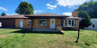 Single Family Home in Desirable Kentwood Gallery 1