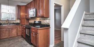 4BDRM, 3.5BA w/Fenced Yard in Sedona Woods! $2900/mo Gallery 38