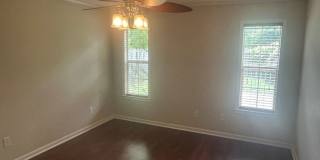 117 Woodleigh Rd. Gallery 3