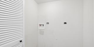 1543 S Ardmore Avenue Gallery 16