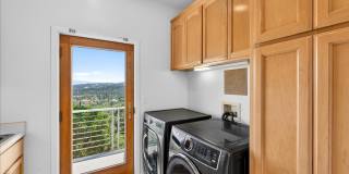 Gorgeous Executive Home Over Downtown Los Gatos Gallery 30