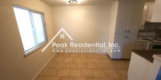 Spacious 2bd/1ba Sacramento Fourplex Gallery 6