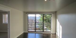 Wonderful 2/1 View Condo in Wallingford/Fremont Wonderful 2/1 View Condo in Wallingford/Fremont Gallery 1