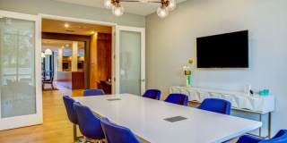 2902 Manor Road Gallery 4