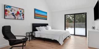 10 Hampton Street Gallery 8