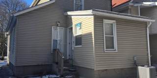 Charming 2-Bedroom Property in Prime Location (Section 8 Vouchers Accepted) Gallery 1