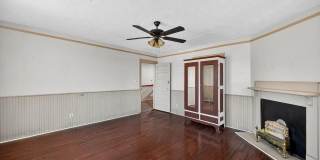 Ideal for Medical Professionals & Students – Spacious 5BR Near Downtown Gallery 30