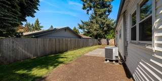 Stunning 4 Bedroom Columbia Highlands Home for Lease - 14103 SE McGillivray Blvd Gallery 27