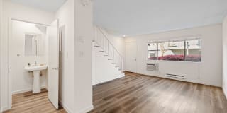 Pruneyard West Gallery 10