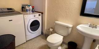 2bd, 1.5 bath Condo for Rent in Fairbanks! Gallery 9
