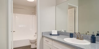 St. Charles Oaks Apartments Gallery 5
