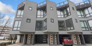 Modern Dilworth Townhome | 3BR/3.5BA | Private Rooftop Terrace | EV Charging | Walkable Location Gallery 28