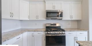 Beautiful 4 Bedroom Home Gallery 41