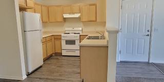 Larkspur Village Apartments Gallery 16