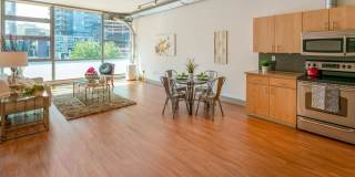 Beautiful 1 Bed 1 Bath in Denny Triangle Gallery 8