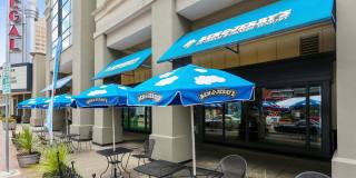 GREAT LOCATION!! Stunning 3BD/3.5BA luxury 4-level townhouse! Gallery 94