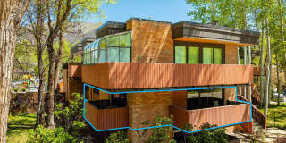 400 W Hopkins Avenue Gallery 24
