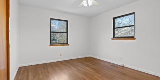 517 Randall Street Gallery 22