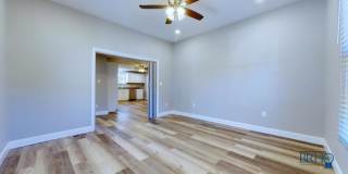 1311 West Baxter Avenue Gallery 11