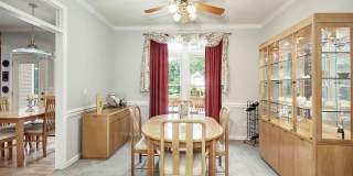 Room in 4 Bedroom Home at Daingerfield Dr Gallery 23