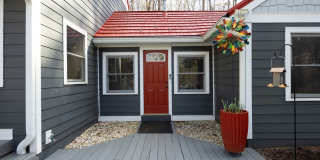 Beautifully renovated large home in CHCCS school district! Available mid-June! Gallery 8