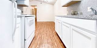 106 Hughson Court Gallery 9