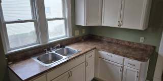 Charming 4-Bedroom Property in Prime Location Gallery 10