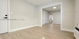 1836 Dewey St Gallery 2