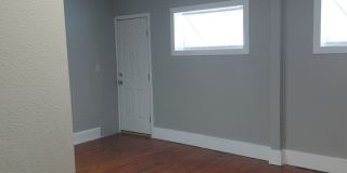 117/119 N 6th Apts Gallery 1