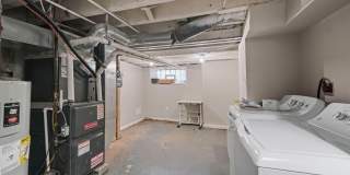 5527 CATHARINE Street Gallery 20