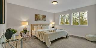 Award winning school district! 4 bedroom with RV and boat parking! Gallery 25
