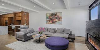 2105 East Balboa Boulevard Gallery 8