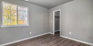 Uravan 892 Gallery 12