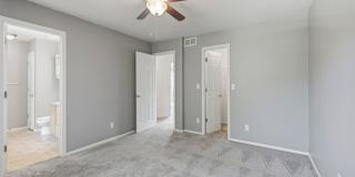 Beautiful 3 bed 2.5 Bath Home in East Loveland, CO! Gallery 9