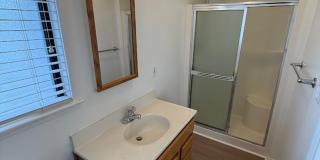 Beautiful 3 Bedroom, 2 Bathroom Granada Hills Home with Detached Garage! Gallery 22
