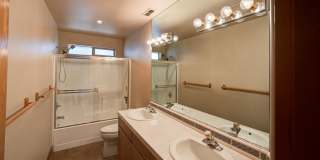 2759 NW CHAMPION CIRCLE, BEND, OR 97703 – AWBREY GLEN Gallery 34