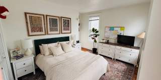 2 bedroom, 2.5 bathroom brick townhouse Gallery 8