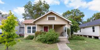 Available Now! Charming 2 Bed / 2 Bath Craftsman Home Near Downtown Waco Available Now! Charming 2 Bed / 2 Bath Craftsman Home Near Downtown Waco Gallery 18