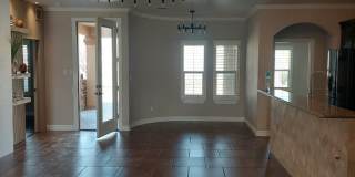 4 BEDROOM 3 BATHROOM HOME Gallery 37