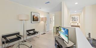 1043 Vintner Boulevard Gallery 45