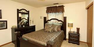 Deckner Manor Gallery 16