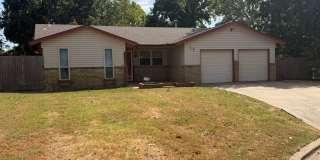 17 Oak Hollow Rd Gallery 1