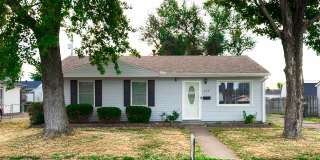 668 Greenbriar St Gallery 1