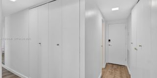 7441 Wayne Avenue Gallery 18