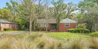 4527 PEACHTREE Circle E Gallery 1