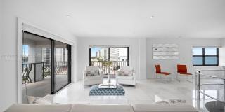 5415 Collins Ave Gallery 3