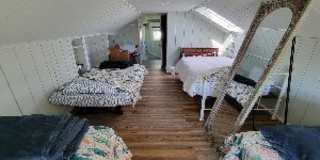 1618 Niles Avenue Gallery 18