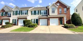 WEST NASHVILLE!!! 3/2.5 Townhouse - Clubhouse - Pool - Garage - Pets Okay - Patio WEST NASHVILLE!!! 3/2.5 Townhouse - Clubhouse - Pool - Garage - Pets Okay - Patio Gallery 1