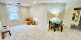 131 Main Street 508 - Vermont House Gallery 1